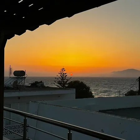 στούντιο 'ανδρέας' *