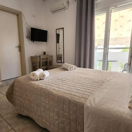 Andreas Studios Apartment *